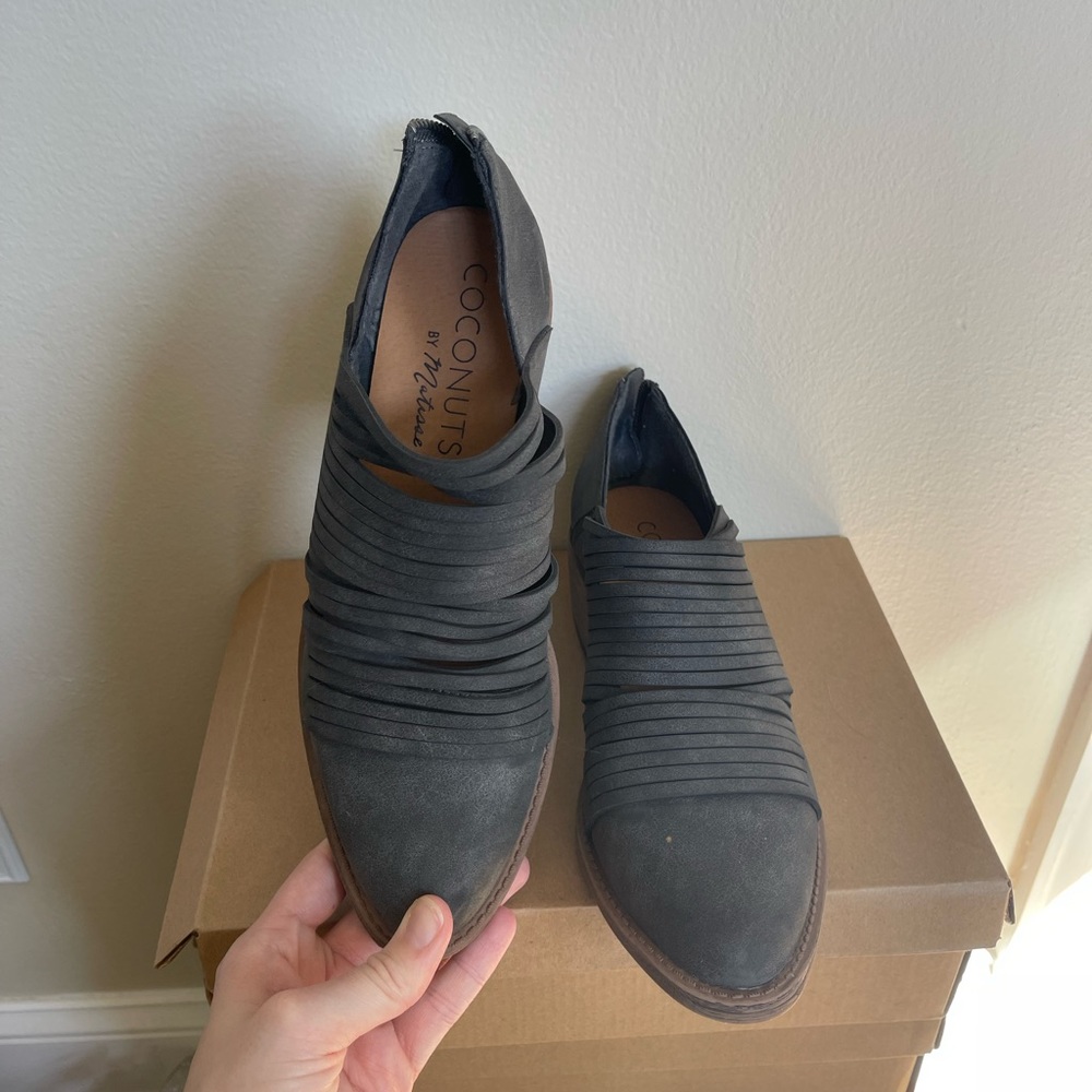 Grey Flats